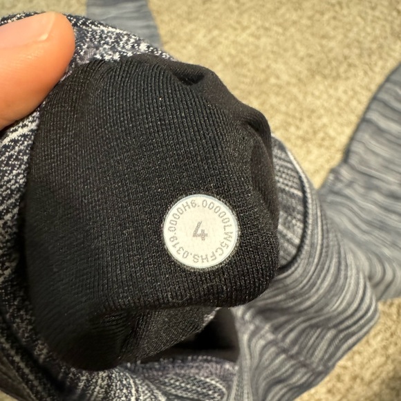 LULULEMON ALIGN PANTS SIZE 4 GREY - Picture 2 of 3